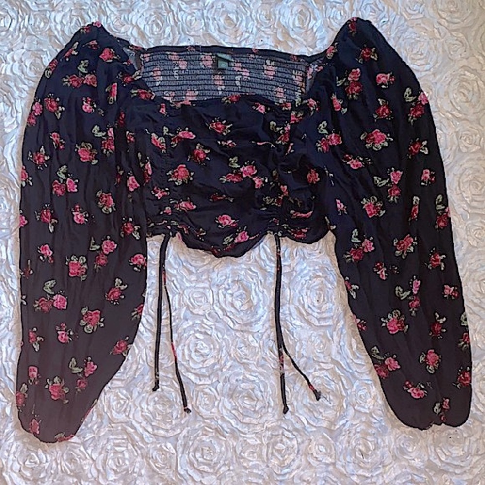 Wild Fable floral long sleeve crop top size XXL